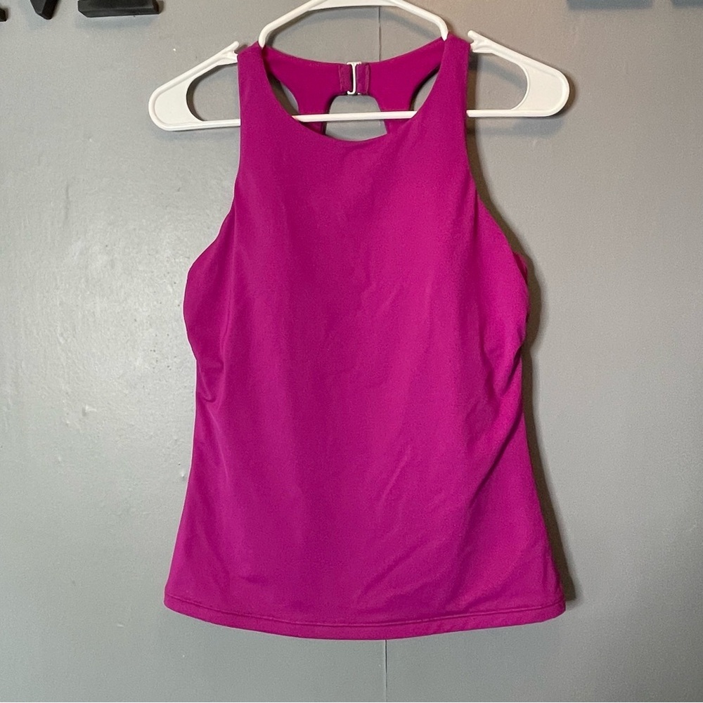 Athleta‎ Magenta pink Racerback athletic tank top size 36B/C
